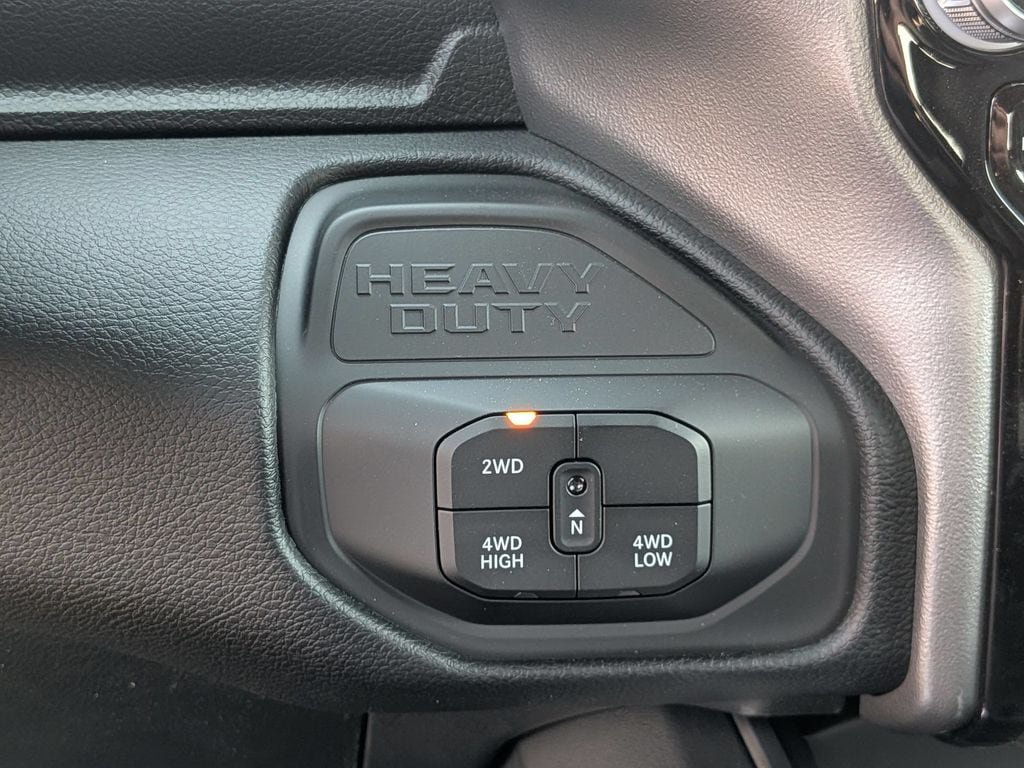 New 2026 RAM 2500 Big Horn AWD/4WD image 20
