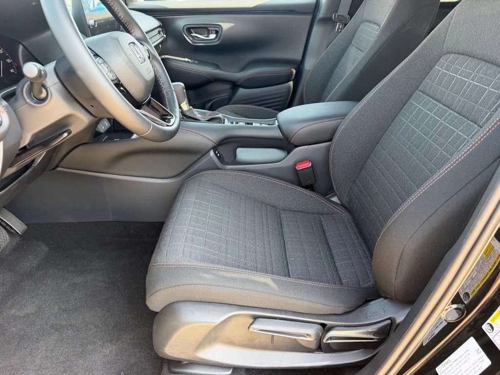 Used 2027 Honda HR-V Sport image 10