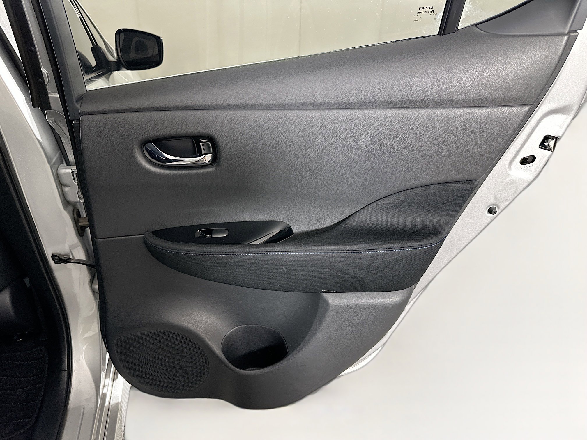 Used 2019 Nissan Leaf SV Plus w/ SV Plus Technology Package FWD image 29