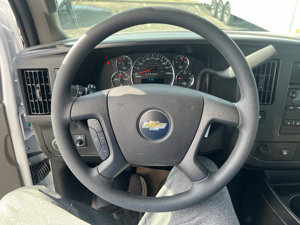 New 2026 Chevrolet Express 3500 w/ Power Convenience Package image 11