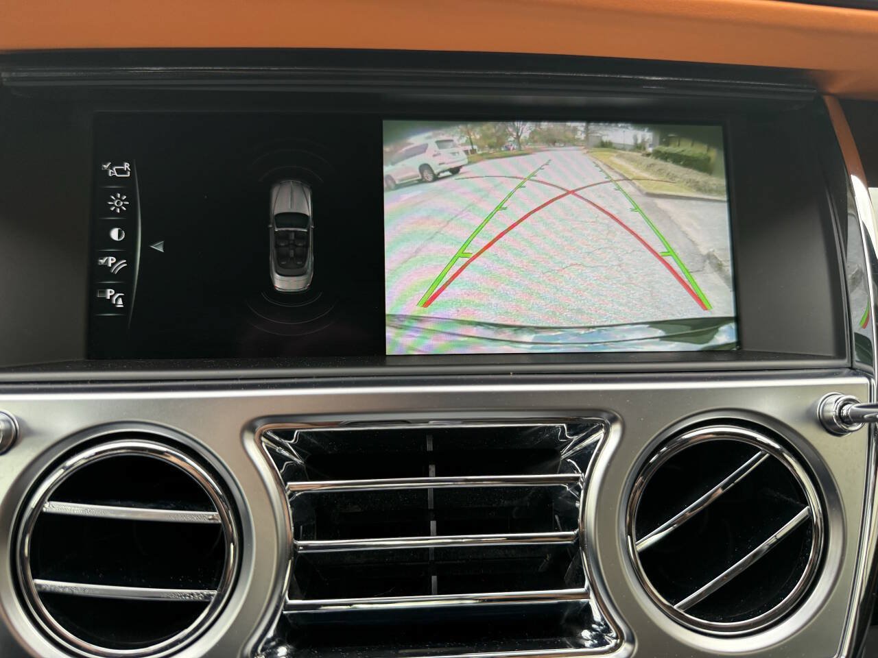 Used 2018 Rolls-Royce Dawn RWD image 60