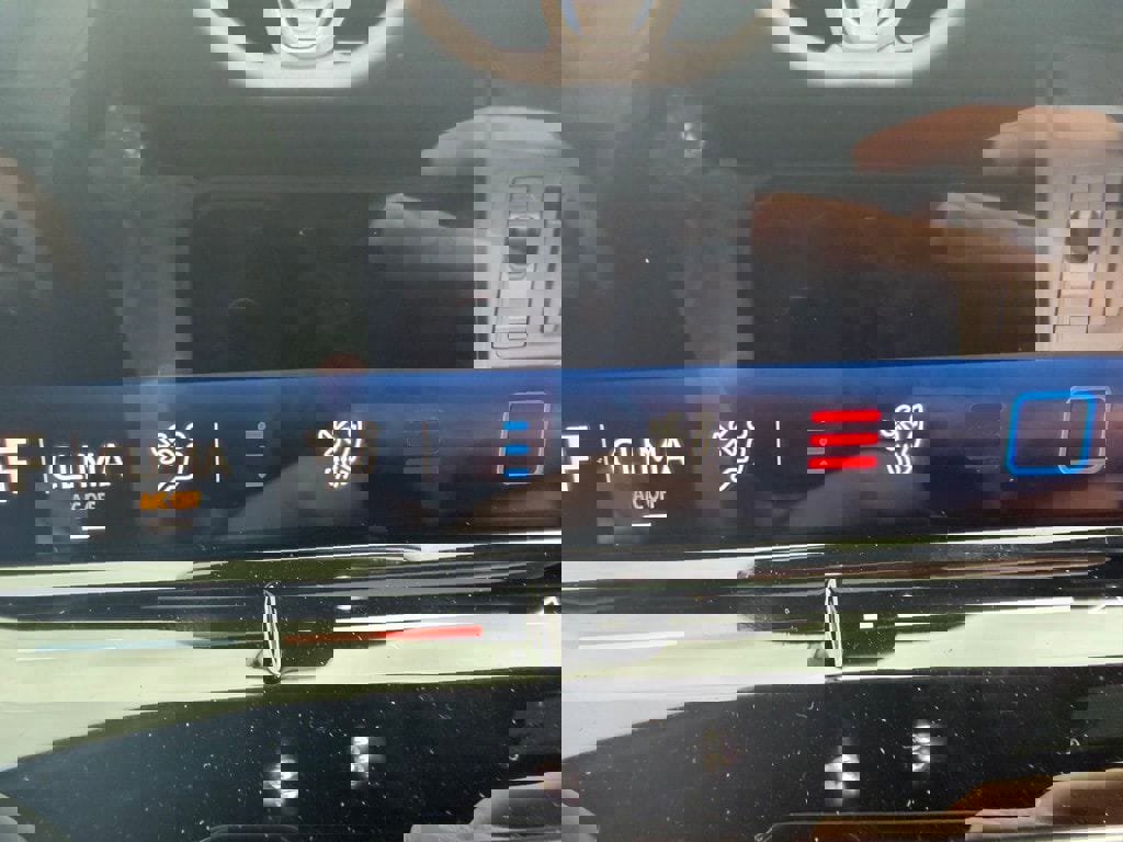 New 2026 Volkswagen Golf image 30