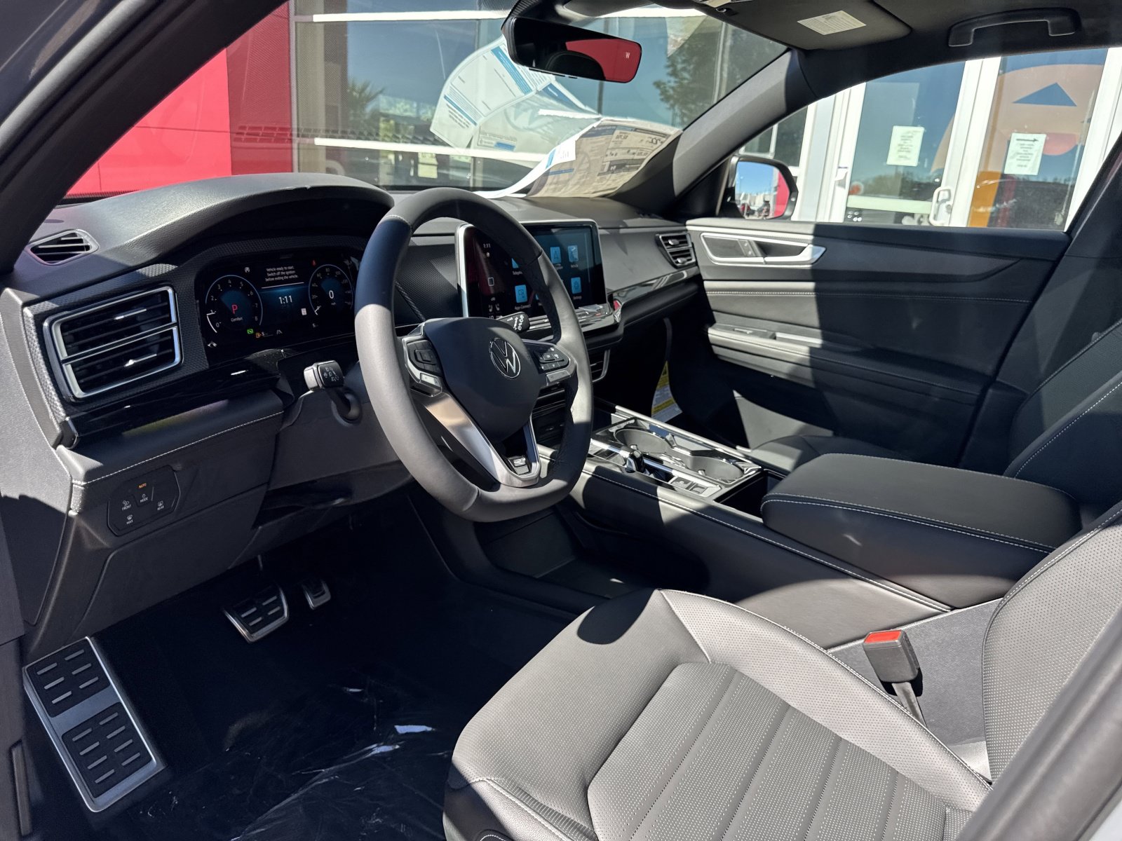 New 2026 Volkswagen Atlas Cross Sport SEL R-Line AWD/4WD image 11