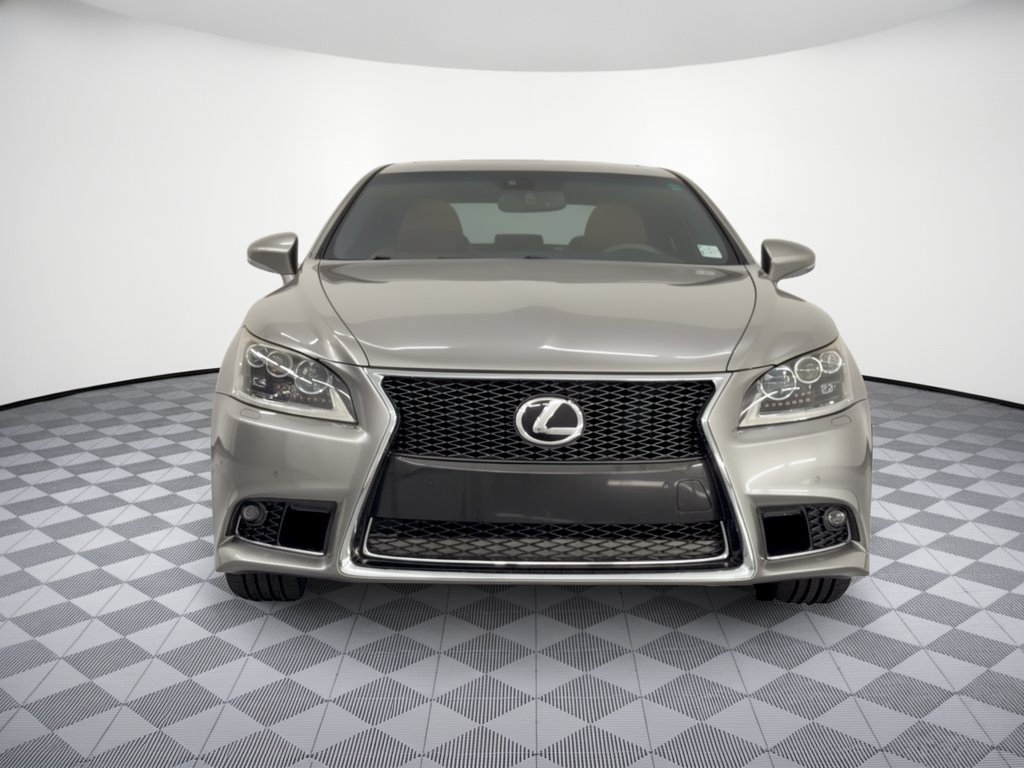 Used 2016 Lexus LS 460 w/ F Sport Package RWD image 6