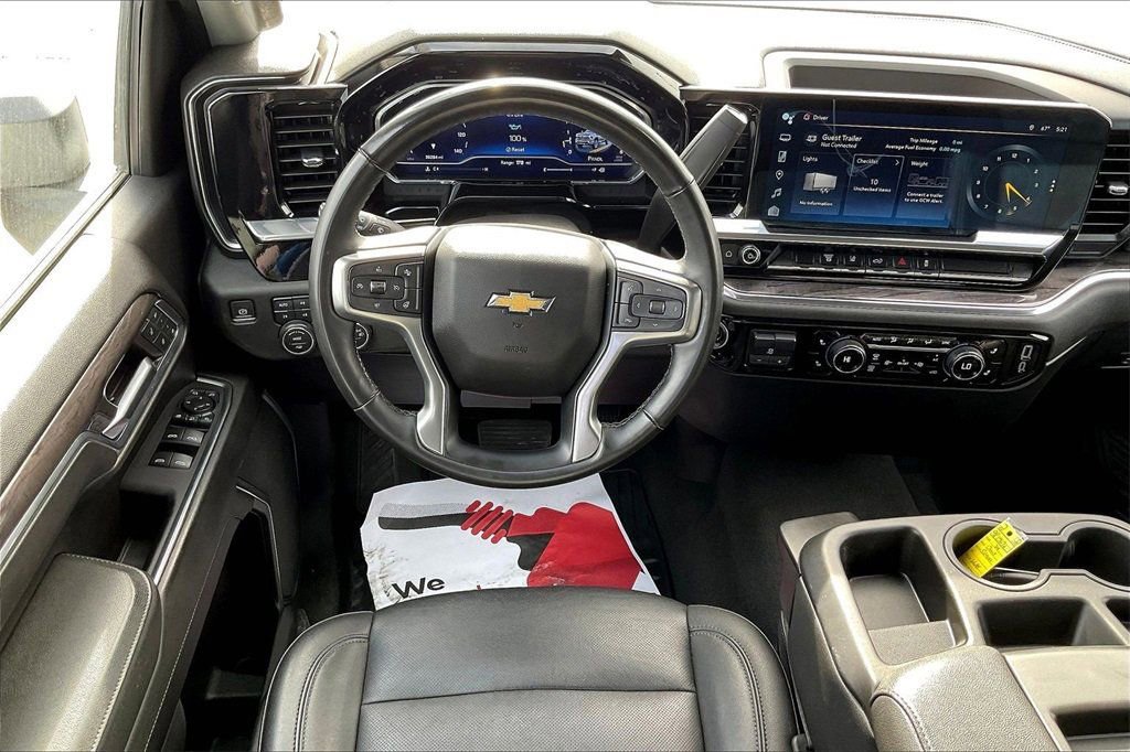Used 2024 Chevrolet Silverado 2500 LTZ image 15