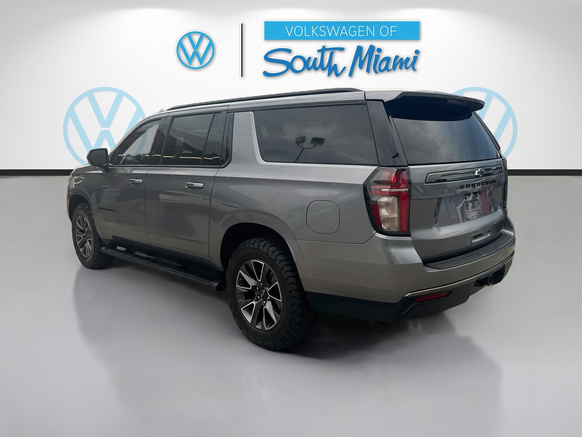 Used 2021 Chevrolet Suburban Z71 w/ Rear Media and Nav Package AWD/4WD image 5