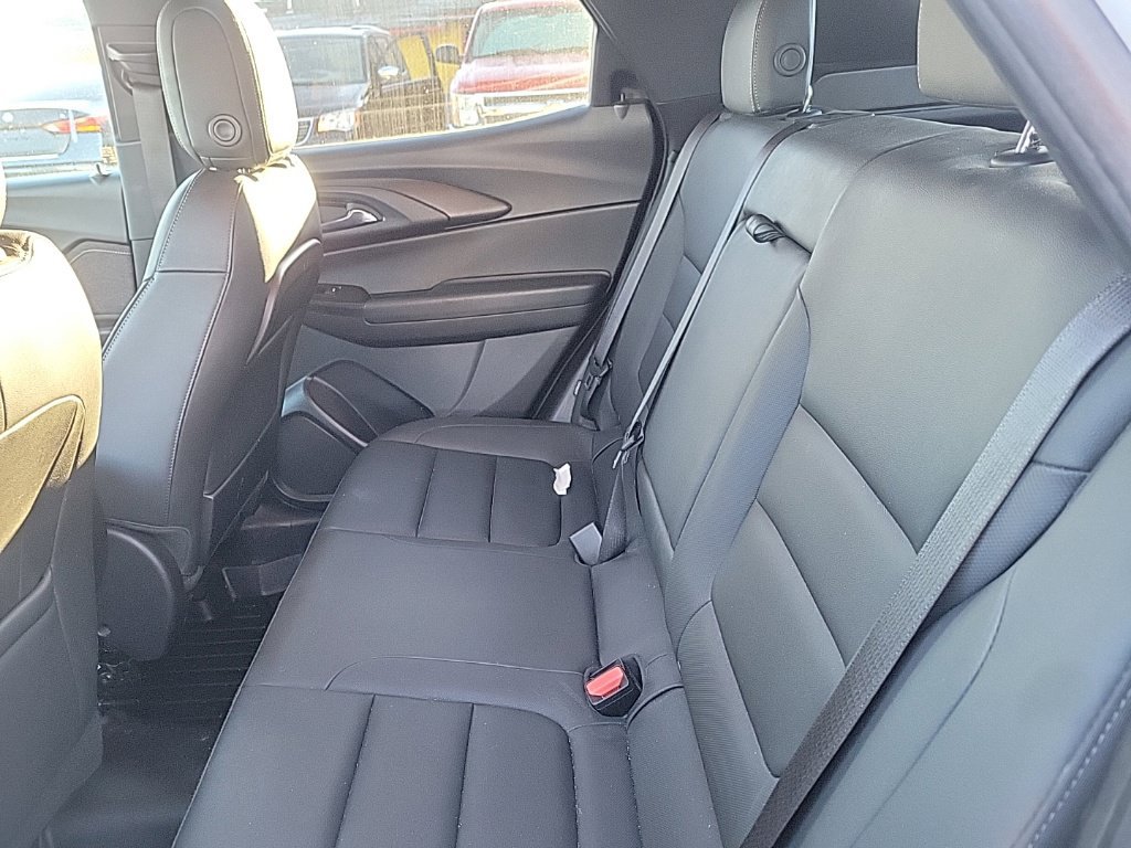Used 2023 Chevrolet TrailBlazer ACTIV AWD/4WD image 12