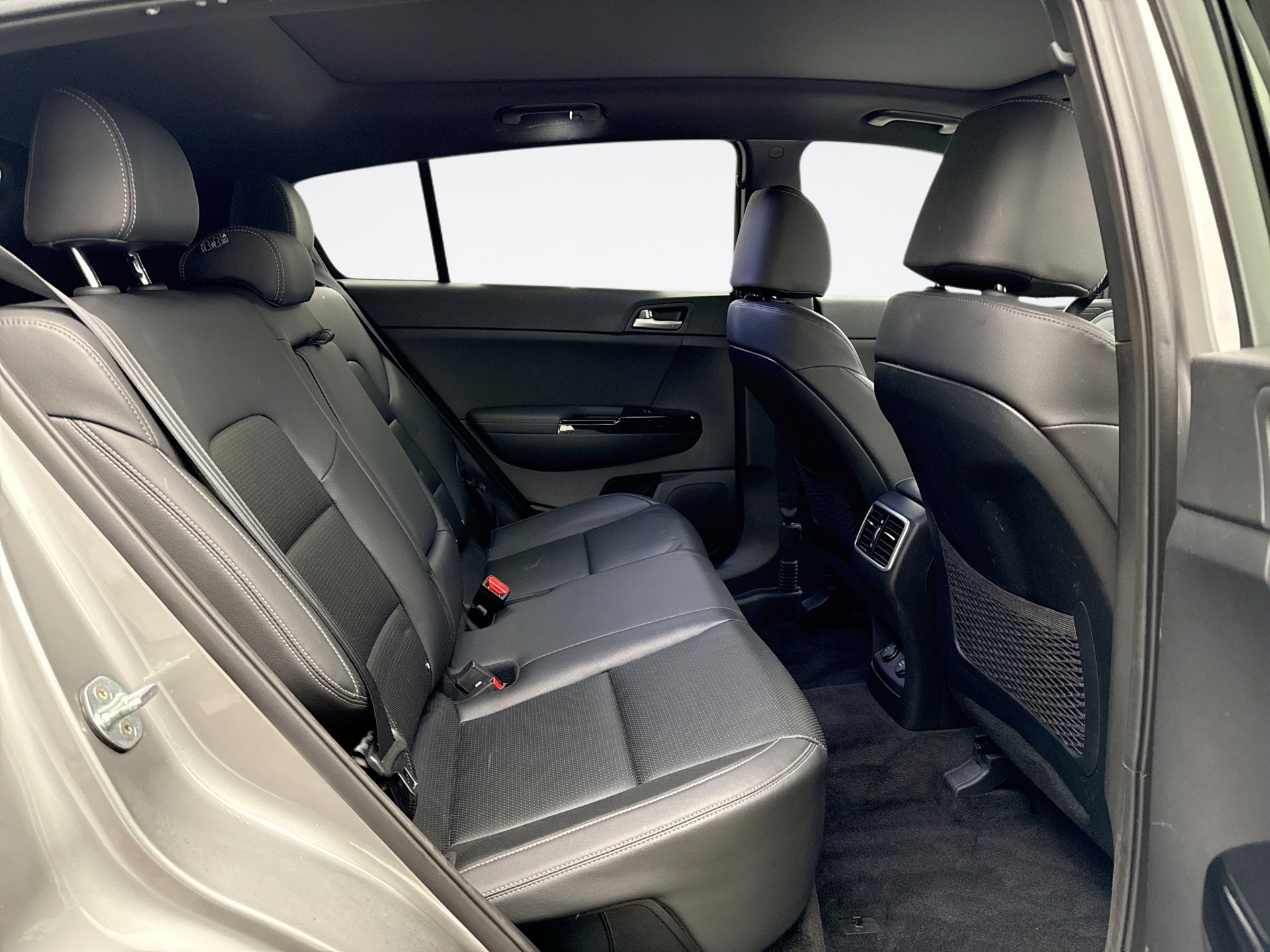 Used 2022 Kia Sportage Nightfall Edition w/ Nighfall AWD Premium Package image 18