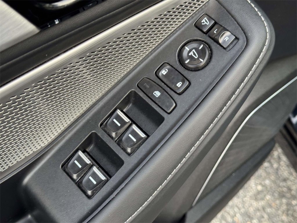 Certified 2023 Acura MDX SH-AWD w/ Technology Package image 16