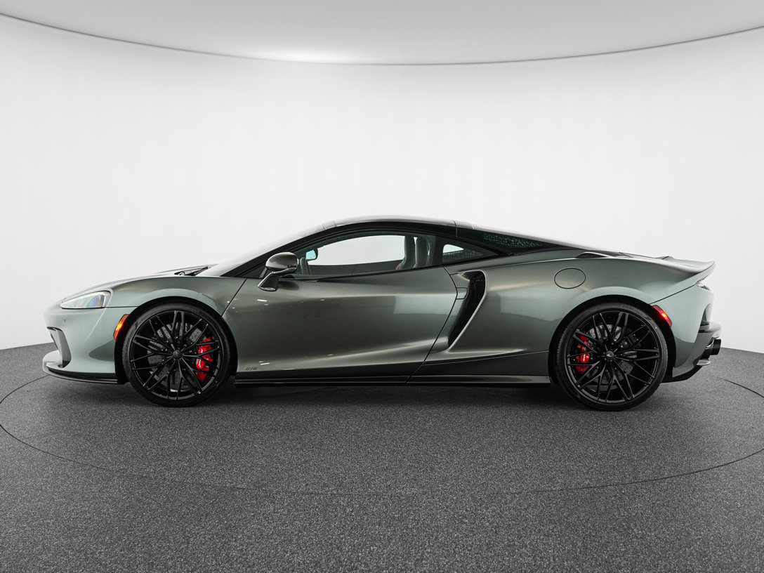 New 2026 McLaren GTS RWD image 2
