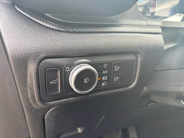 Used 2022 Ford Explorer ST-Line AWD/4WD image 18