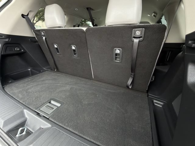 Used 2025 Honda Pilot EX-L image 28