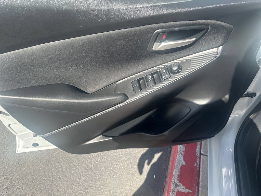 Used 2019 Toyota Yaris LE FWD image 10