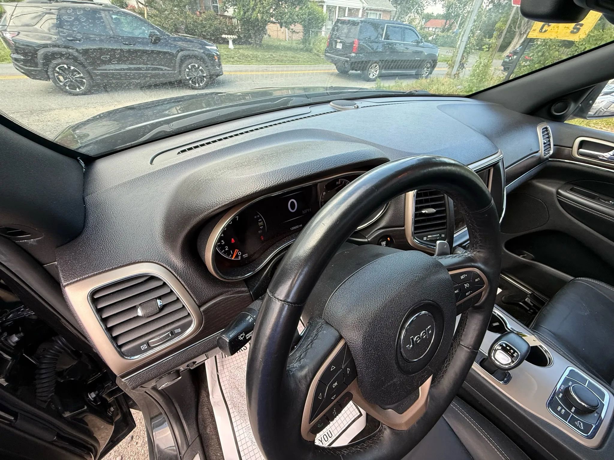 Used 2014 Jeep Grand Cherokee Limited AWD/4WD image 9