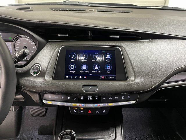 Used 2023 Cadillac XT4 Luxury w/ Driver Awareness Package image 16