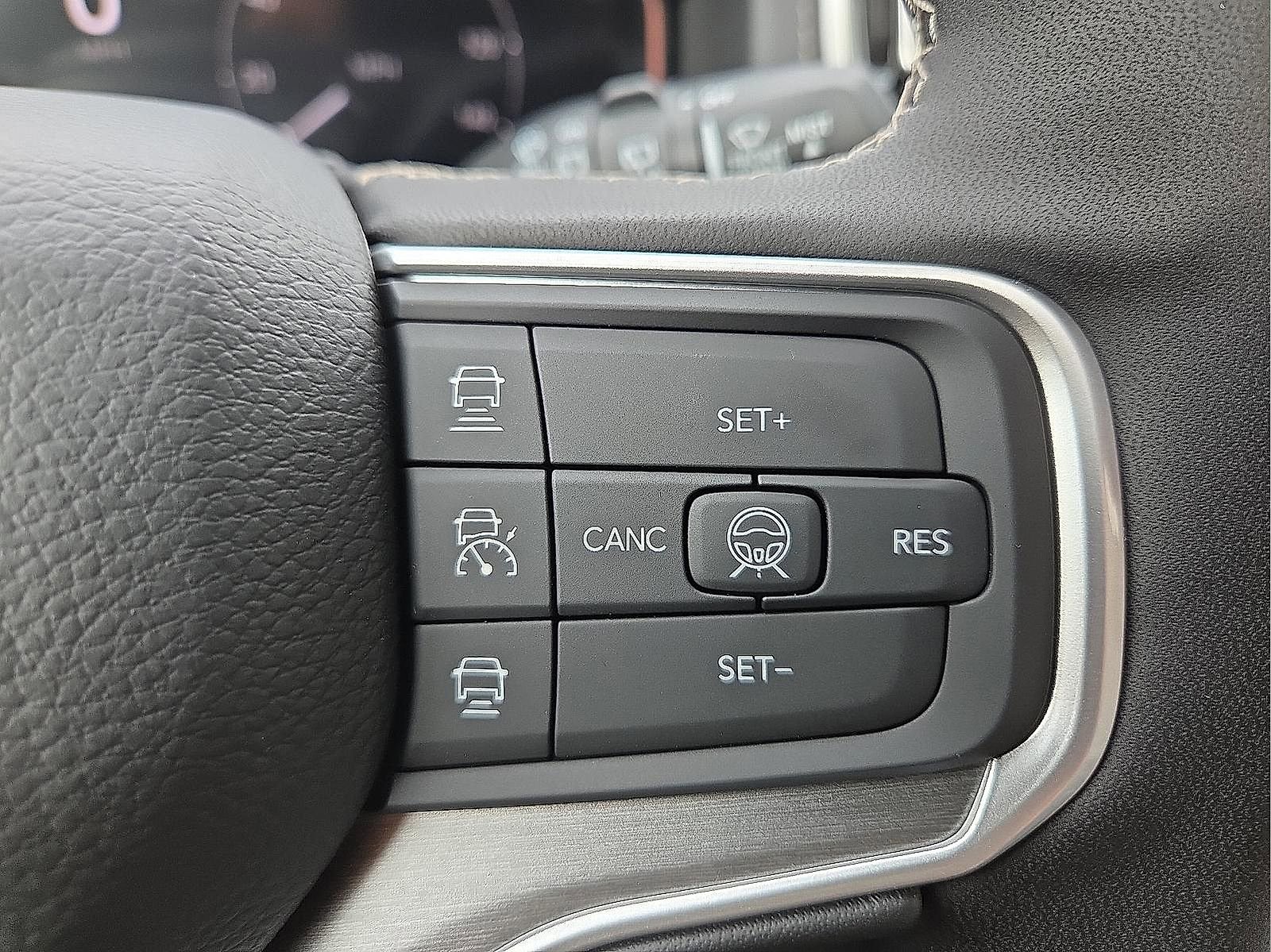 New 2026 Jeep Grand Wagoneer L Limited AWD/4WD image 18