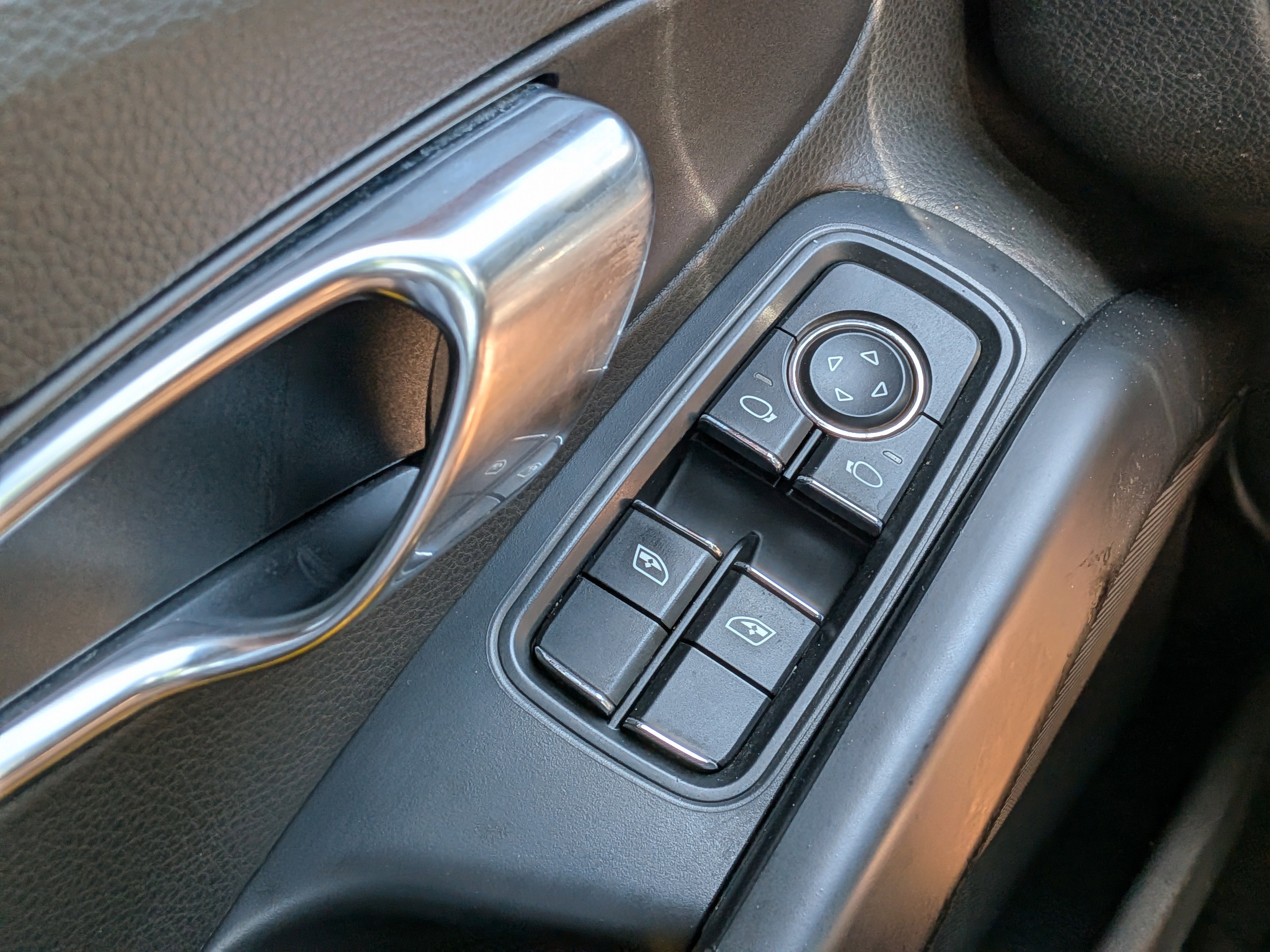 Used 2015 Porsche Boxster RWD image 19