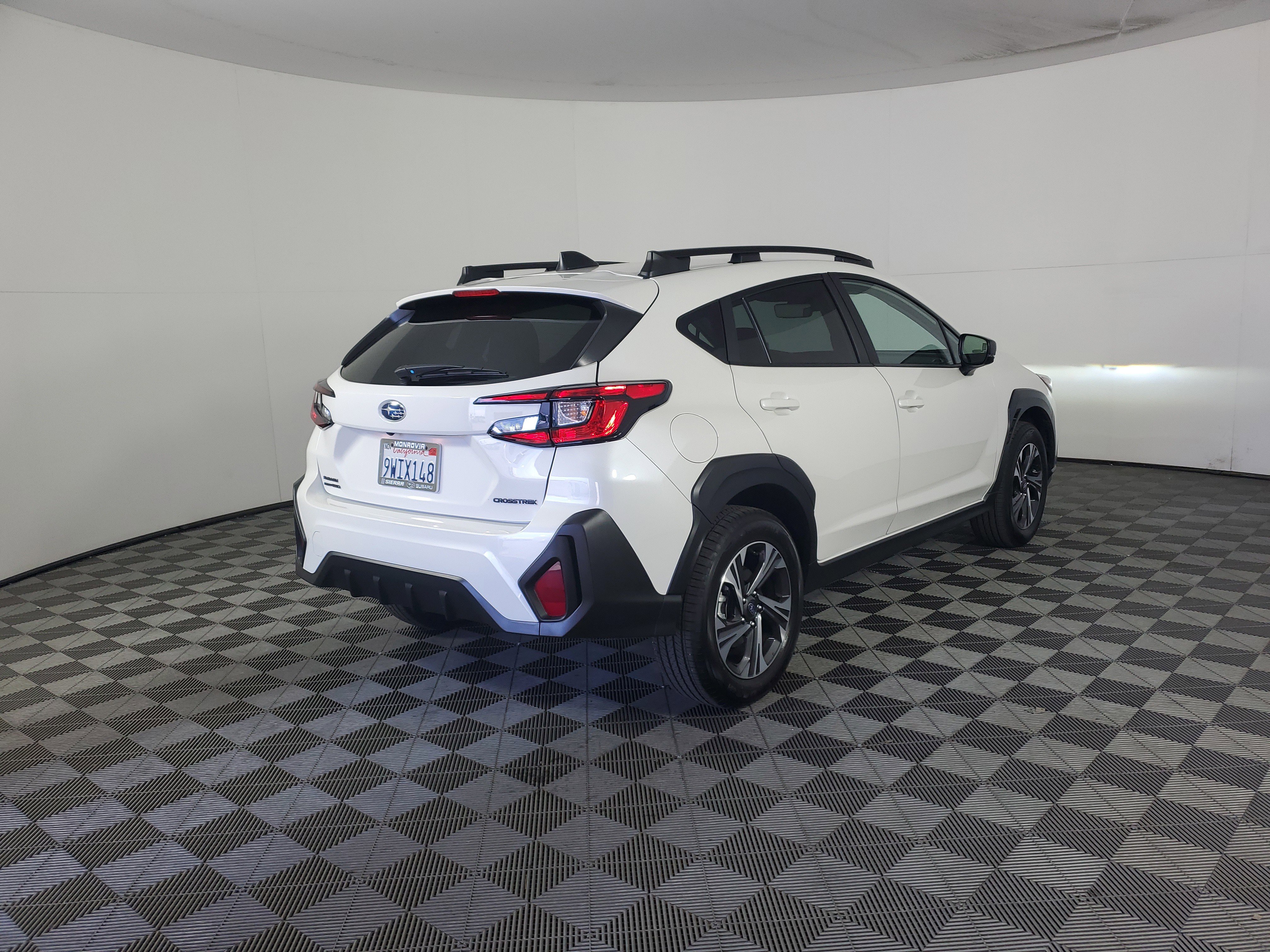 Used 2026 Subaru Crosstrek 2.0i Premium image 4
