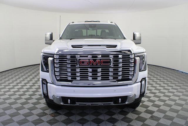 New 2026 GMC Sierra 3500 Denali w/ Denali Reserve Package image 32