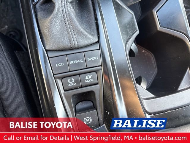 Used 2025 Toyota Camry LE image 20