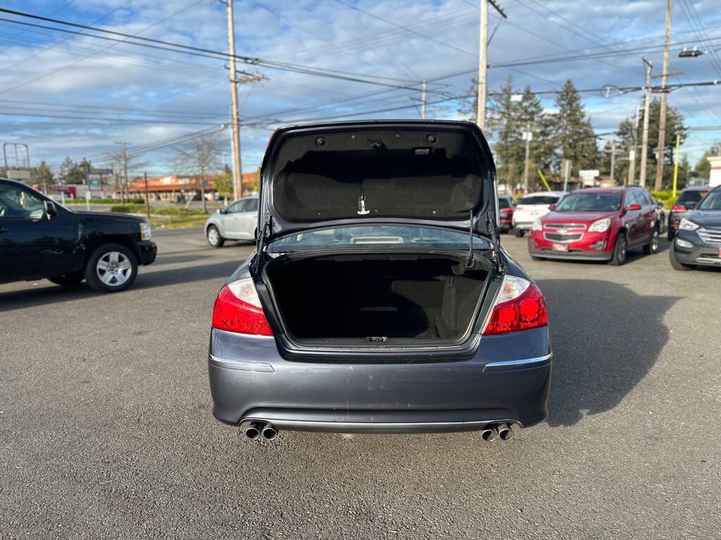 Used 2008 INFINITI M35 w/ Technology Pkg RWD image 8
