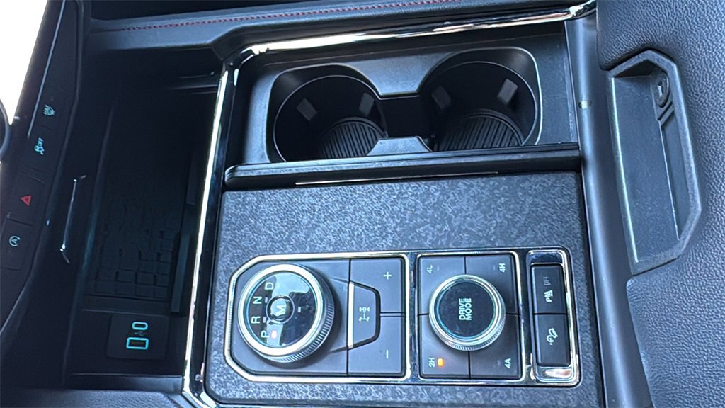 Certified 2024 Ford Expedition Limited image 16