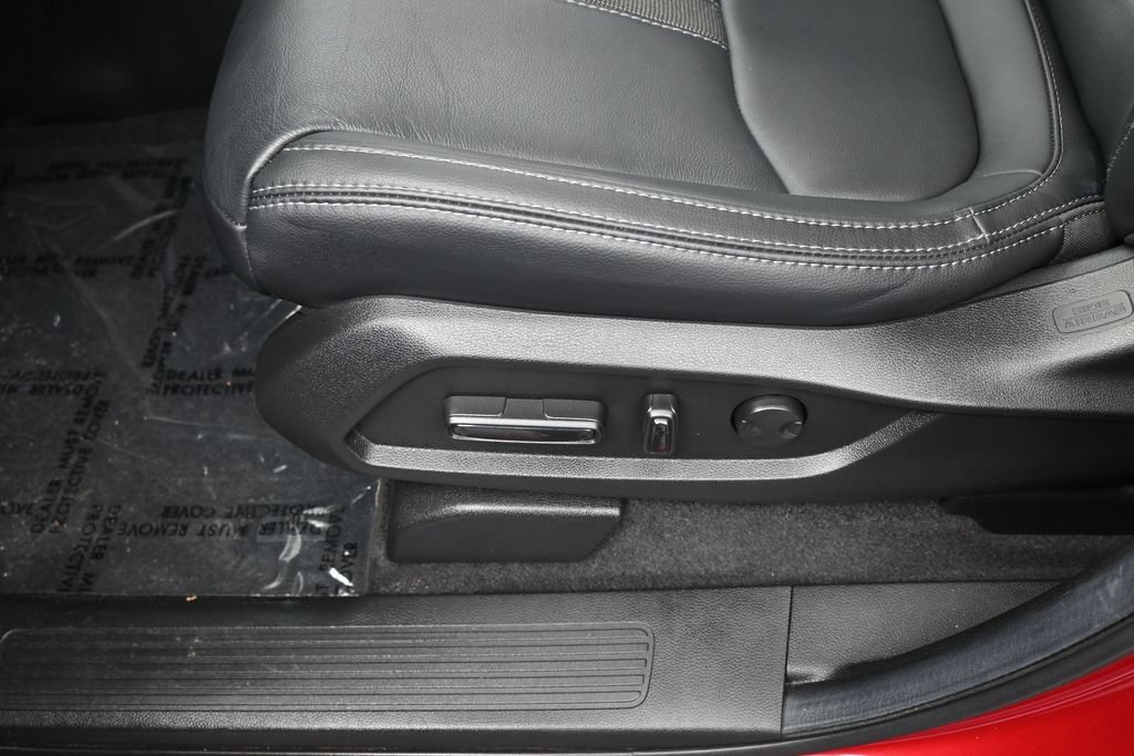 Used 2025 Honda Pilot Touring image 18