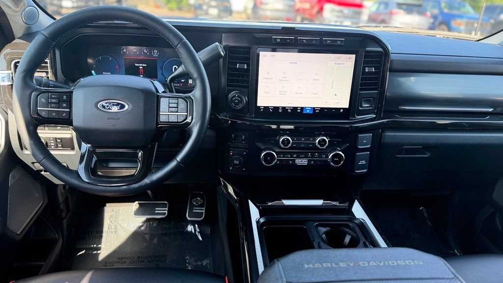 Used 2023 Ford F250 Lariat w/ Lariat Ultimate Package AWD/4WD image 11