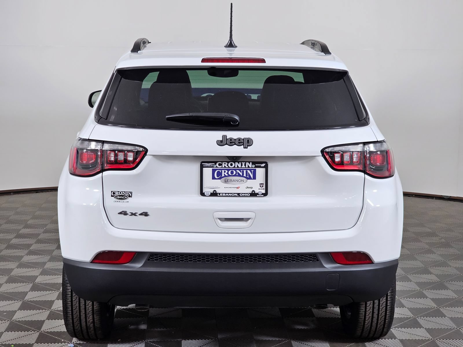 New 2026 Jeep Compass Latitude AWD/4WD image 4