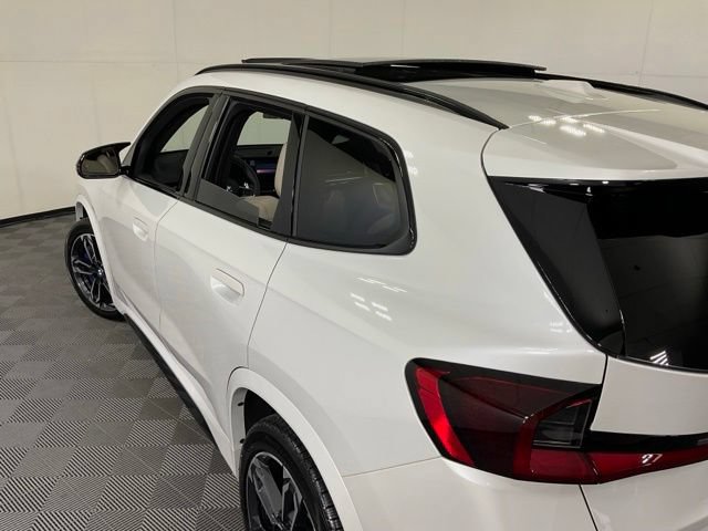 Certified 2025 BMW X1 M35i w/ Premium Package AWD/4WD image 35