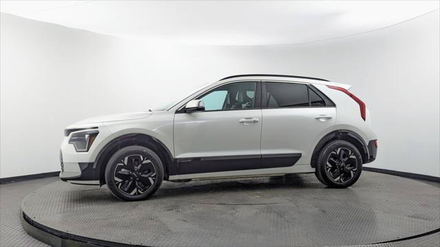 Used 2023 Kia Niro Wind FWD image 3