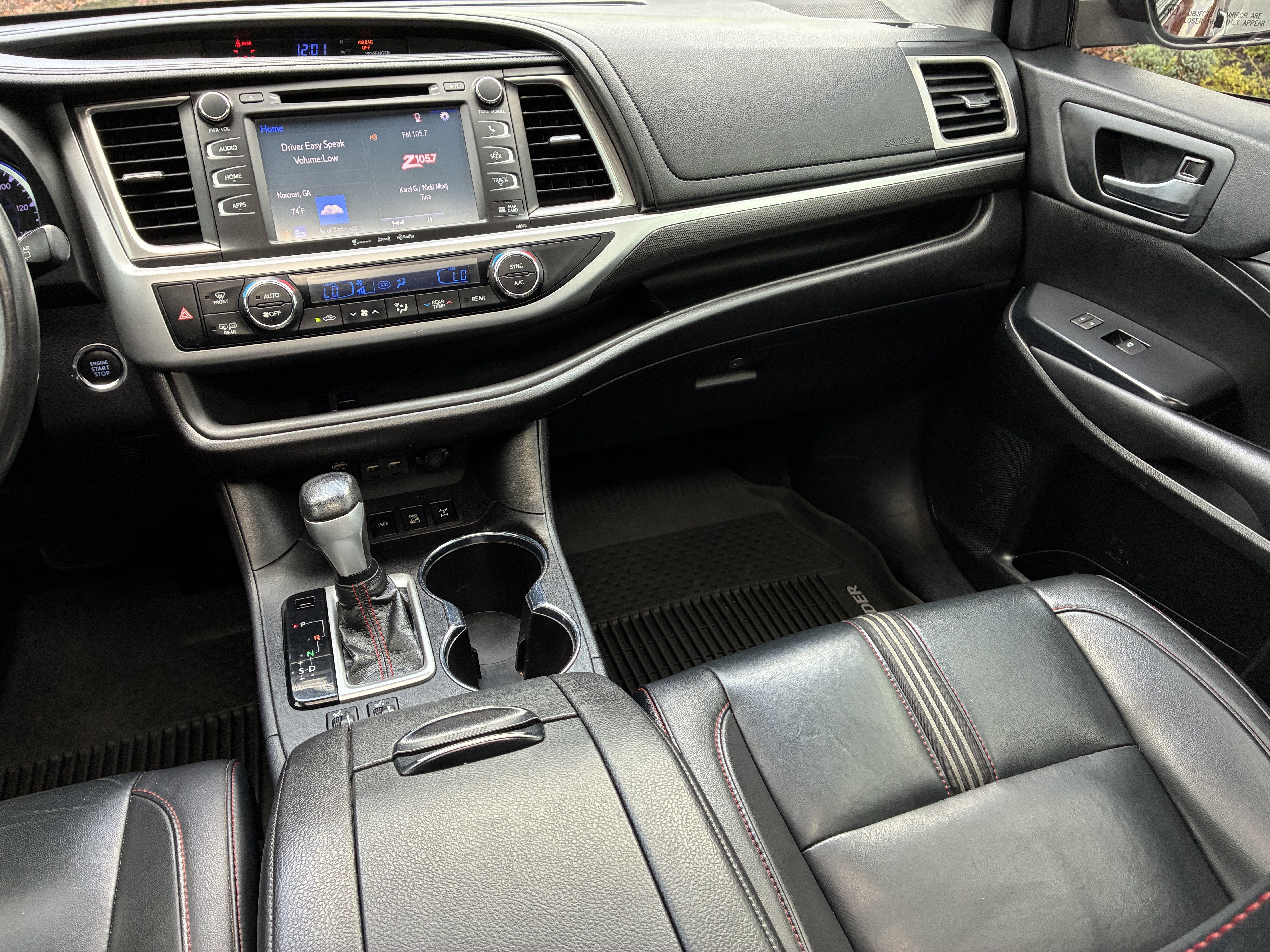 Used 2019 Toyota Highlander SE w/ Nightshade Edition AWD/4WD image 20