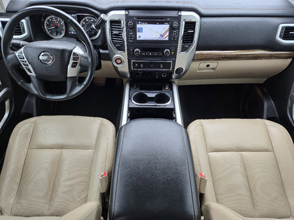 Used 2017 Nissan Titan SL image 5