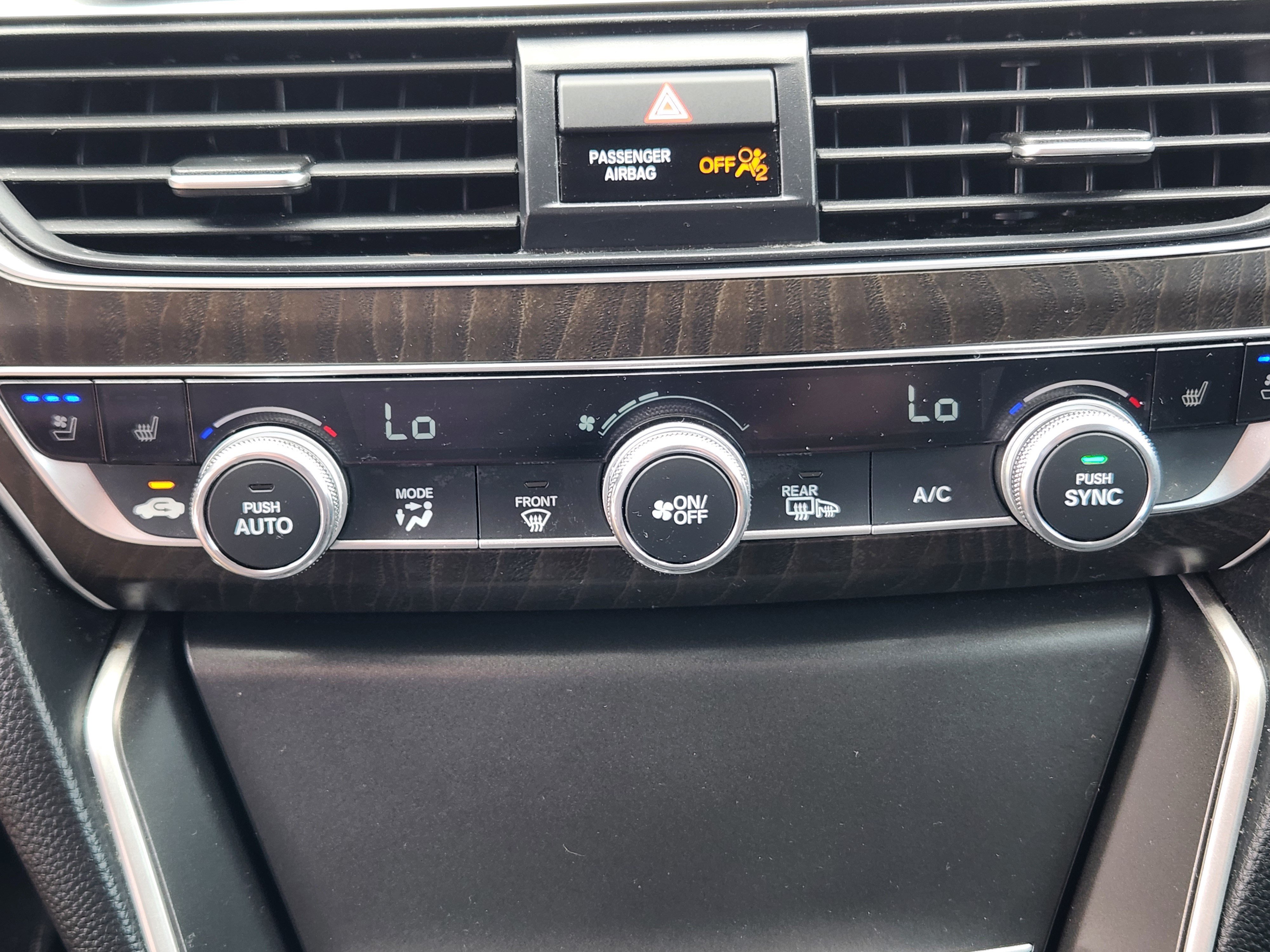 Used 2020 Honda Accord Touring image 14