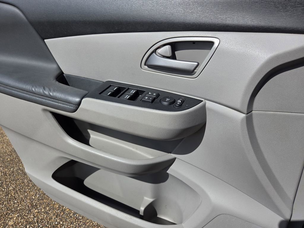 Used 2013 Honda Odyssey EX image 16