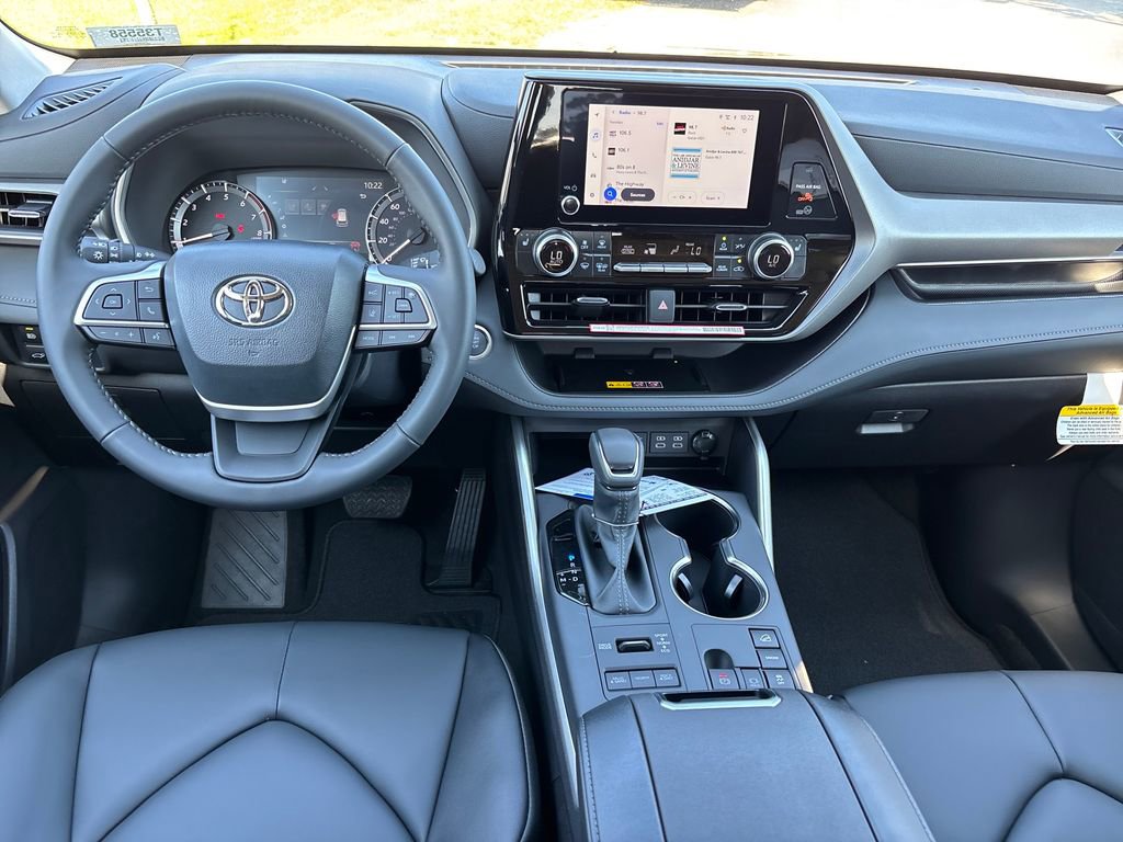 New 2026 Toyota Highlander XLE image 26
