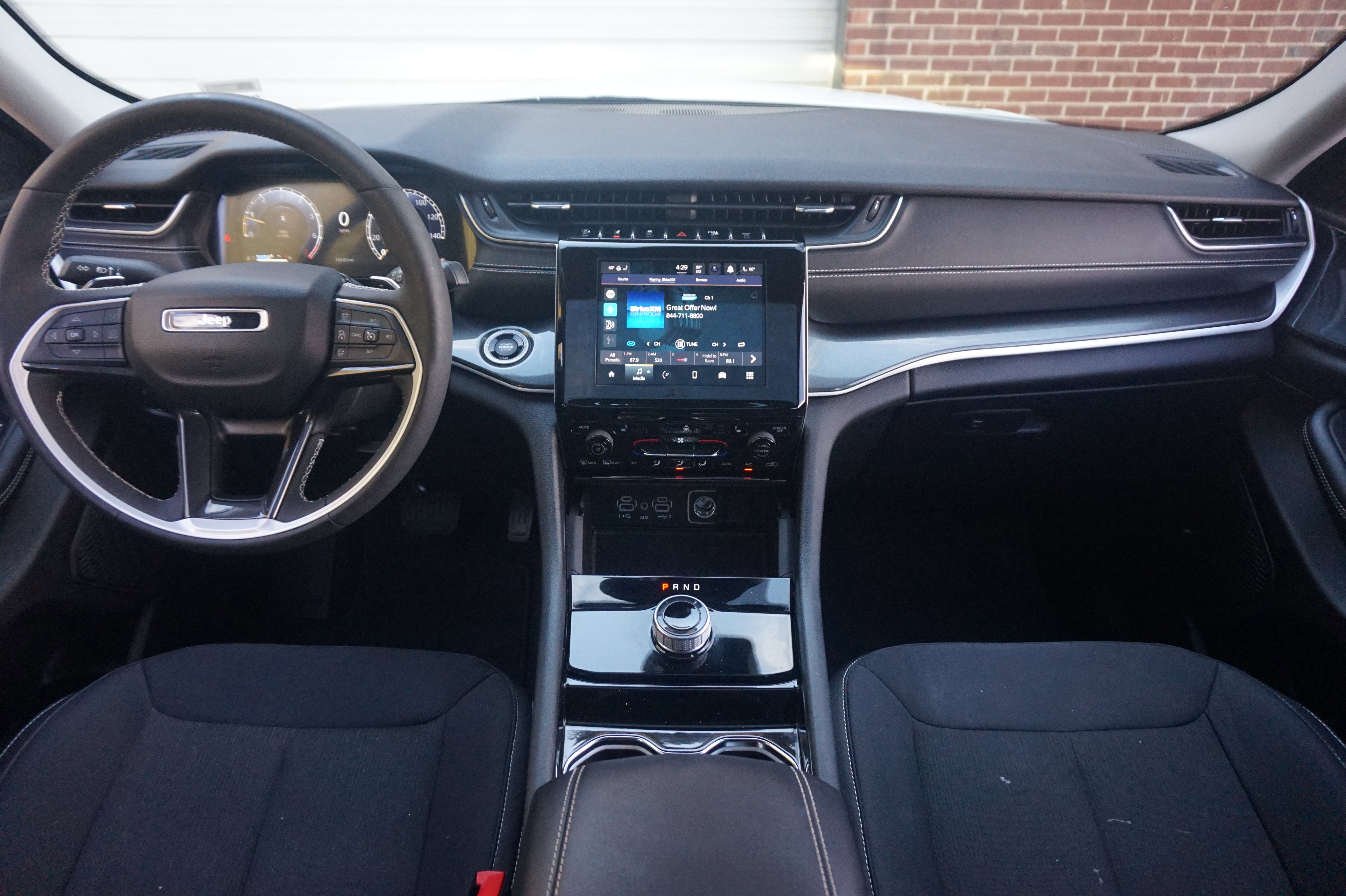 Used 2023 Jeep Grand Cherokee Laredo w/ Luxury Tech Group I image 24