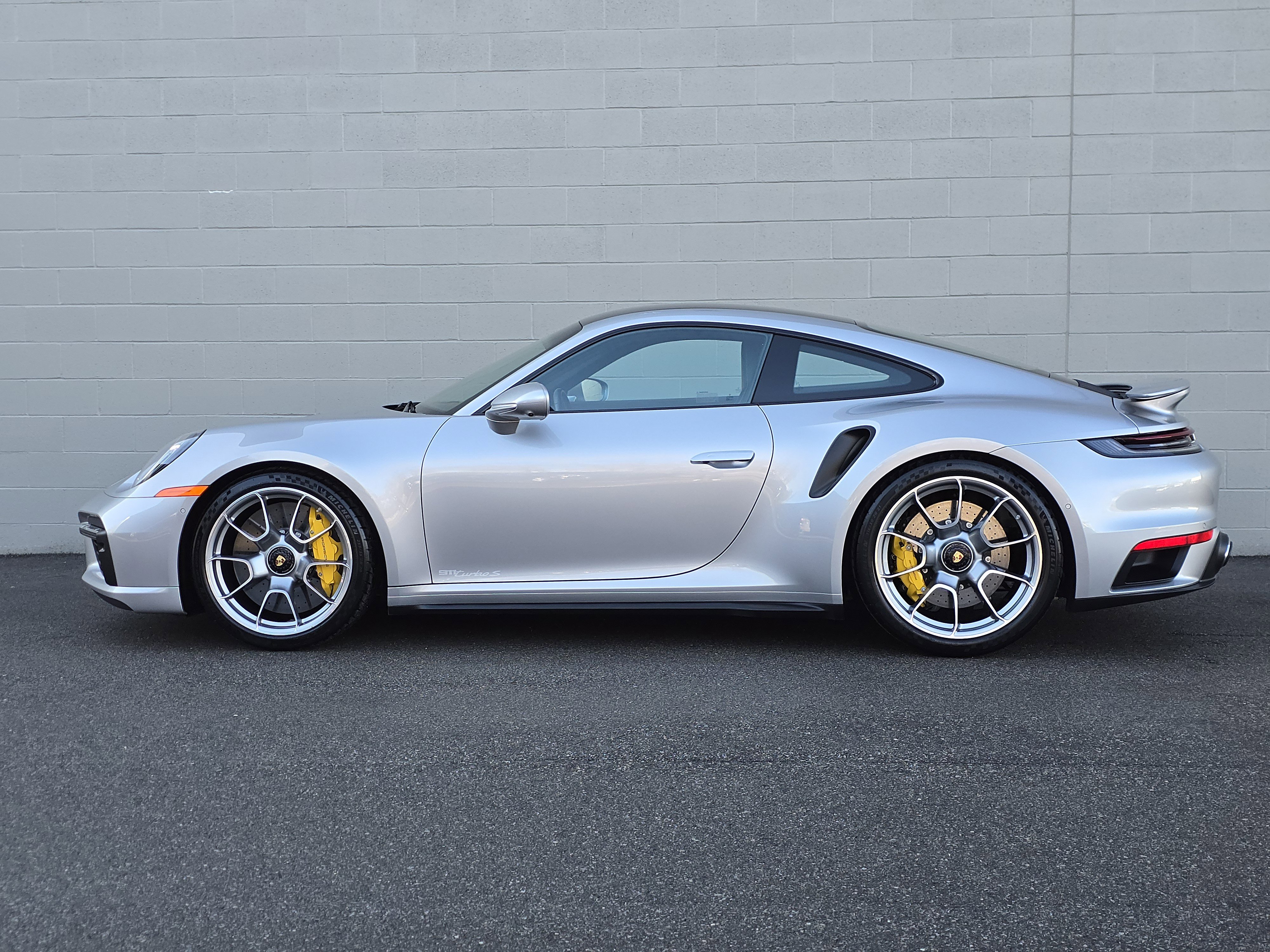 Certified 2022 Porsche 911 Turbo S image 2