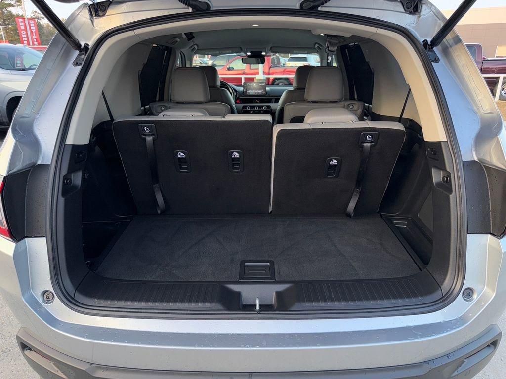 Used 2025 Honda Pilot EX-L image 22