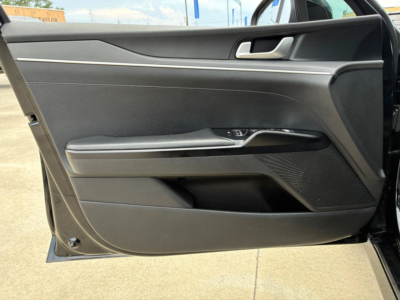 Used 2022 Kia K5 GT-Line FWD image 8