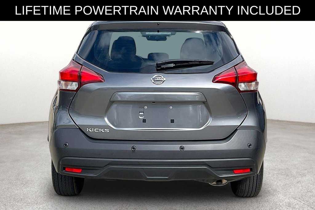 Used 2020 Nissan Kicks S FWD image 5