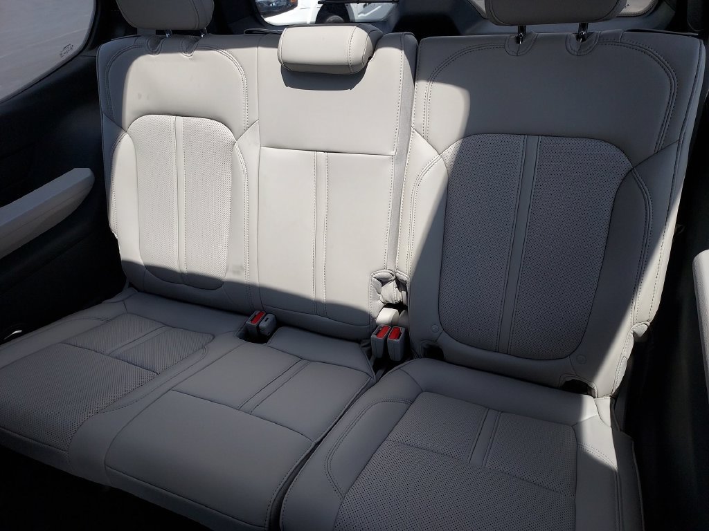New 2026 Jeep Grand Wagoneer Limited AWD/4WD image 30