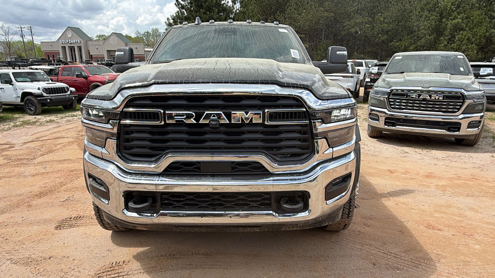 New 2026 RAM 5500 Tradesman w/ Chrome Appearance Group AWD/4WD image 3