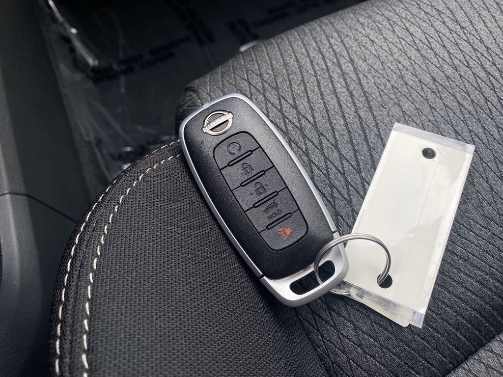 New 2026 Nissan Rogue SV image 28