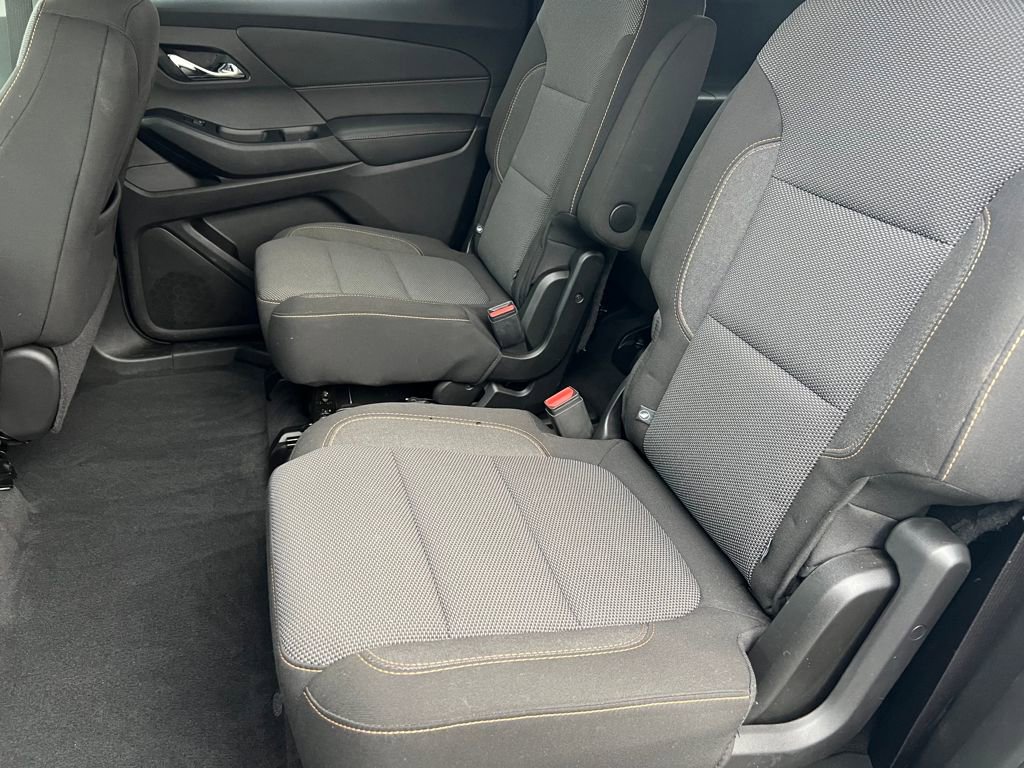 Used 2018 Chevrolet Traverse LT image 12