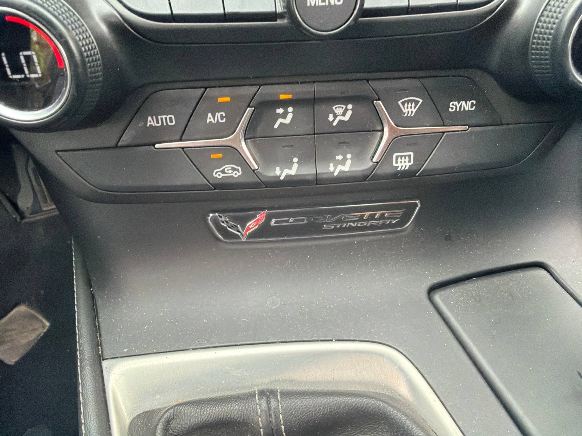 Used 2017 Chevrolet Corvette Stingray Coupe w/ 1LT RWD image 19