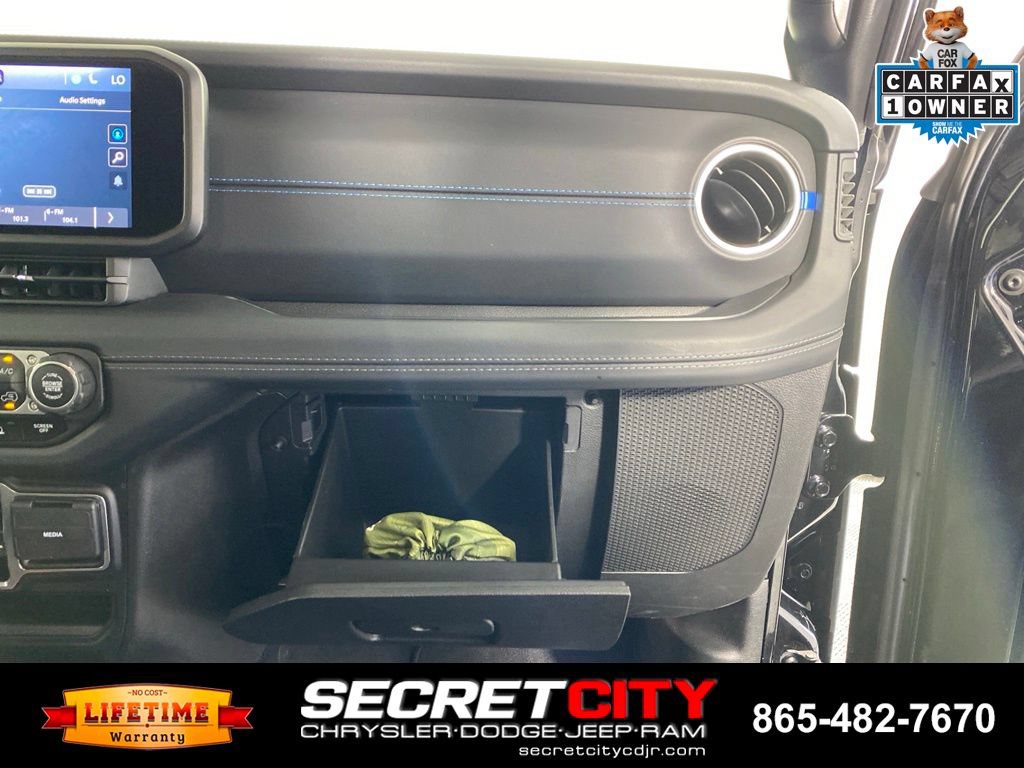 Used 2024 Jeep Wrangler High Altitude AWD/4WD image 32