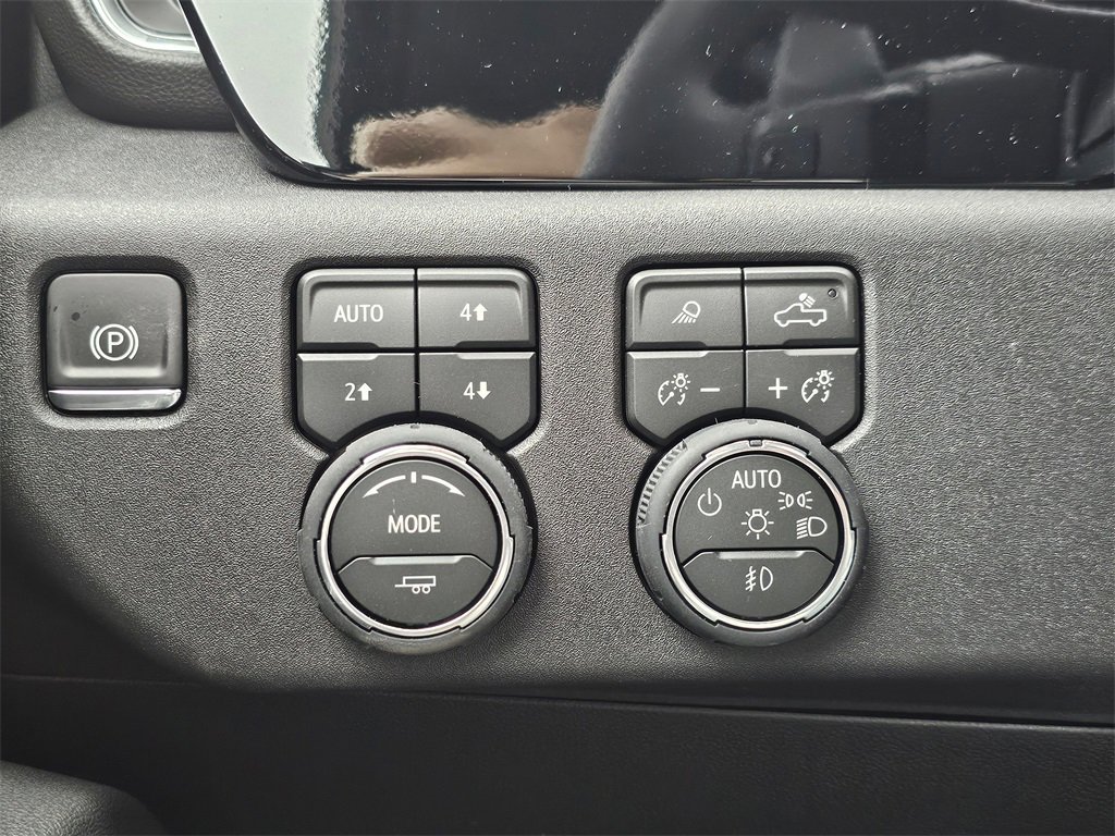 New 2026 Chevrolet Silverado 1500 LTZ w/ Max Trailering Package image 32
