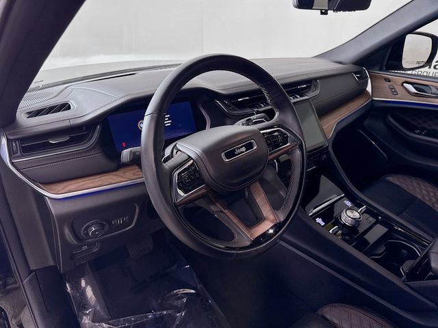 Used 2024 Jeep Grand Cherokee Summit w/ Adv Protech Group IV image 9