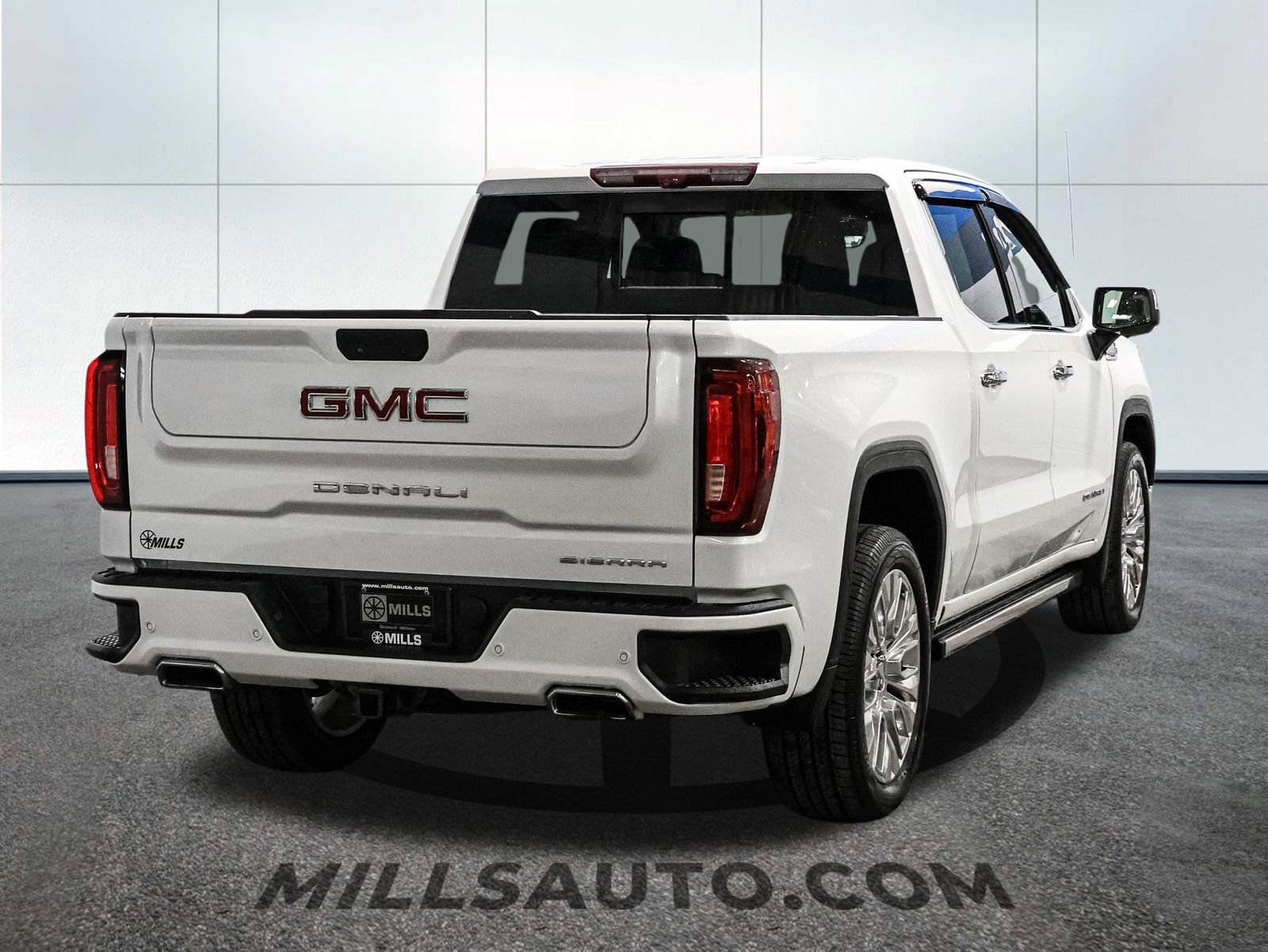 Used 2020 GMC Sierra 1500 Denali w/ Denali Ultimate Package image 9